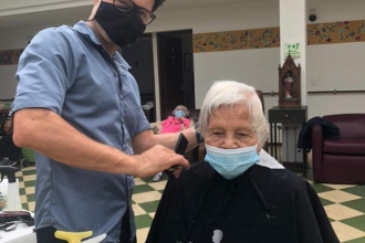 Día de Peluqueria -  Día de Voluntariado