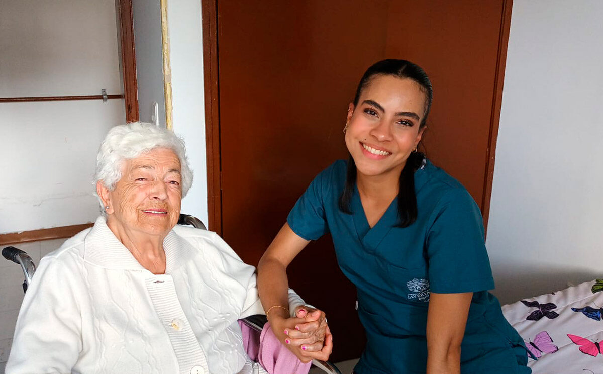 Cuidado del adulto mayor: qué significa cuidar con amor