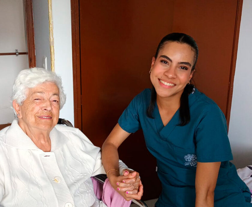 Cuidado del adulto mayor: qué significa cuidar con amor