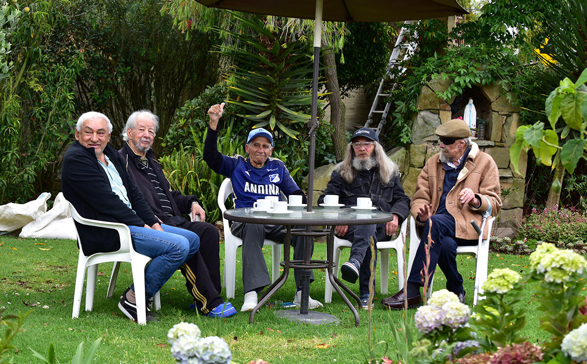 Padres en la vejez: hombres que dedicaron su vida a sus familias