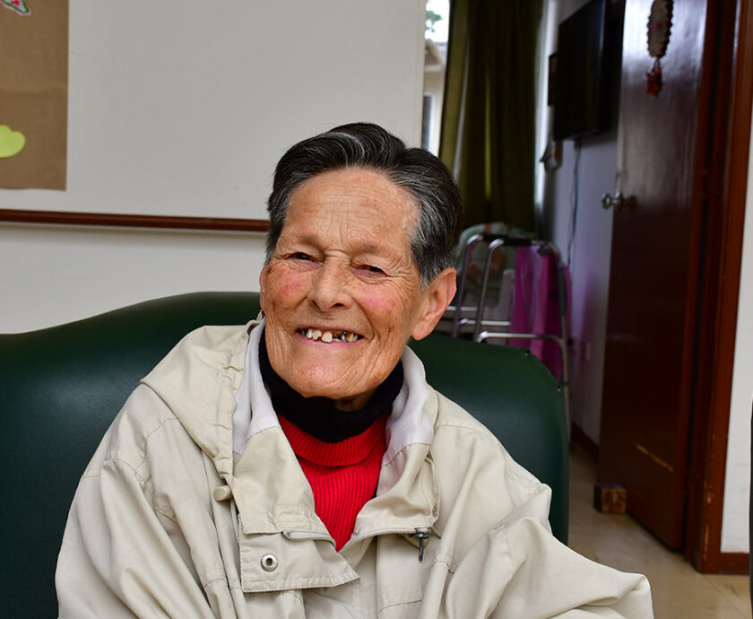 Bienestar del adulto mayor: más que salud, equilibrio emocional y social