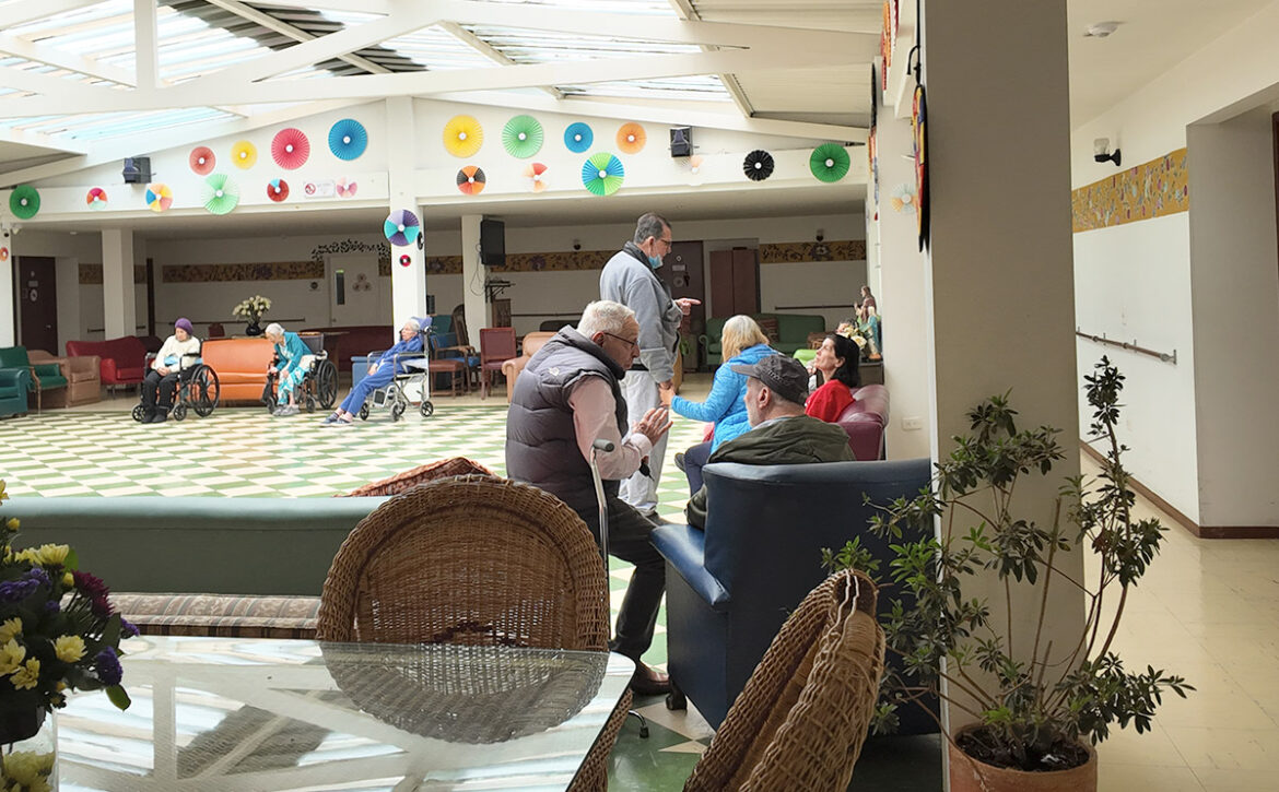 Cómo apoyar a los adultos mayores: pequeñas acciones que transforman vidas